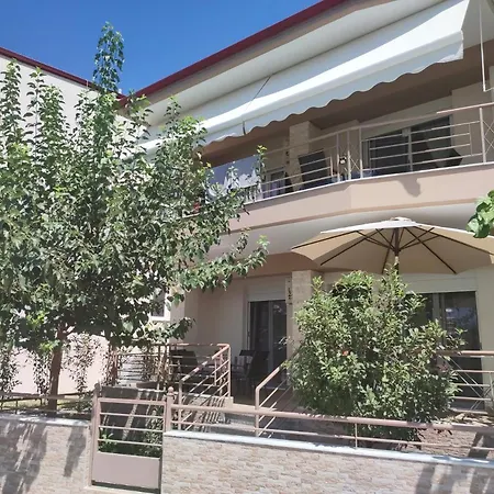 Avellana Luxury * Leptokariá